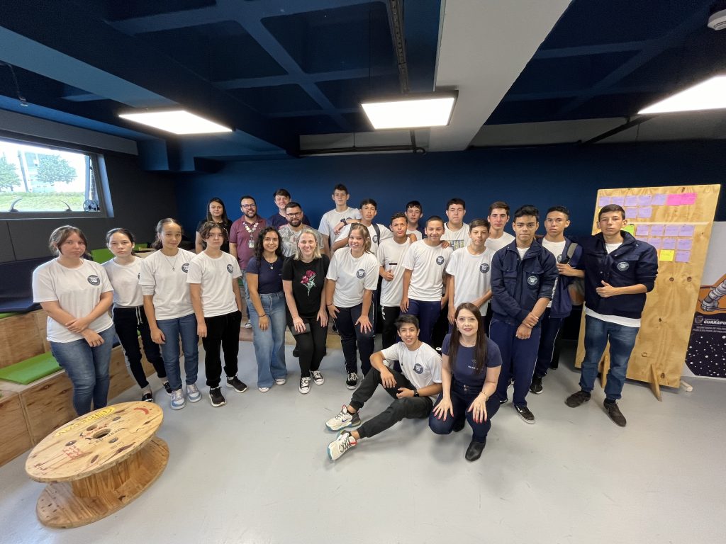 imagem - Estudantes visitam o Celeiro de Inovação