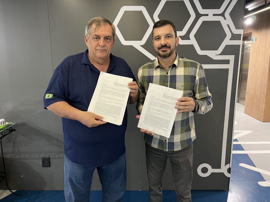 imagem - Garanticoop Araucárias é nova Associada Efetivo do CTP